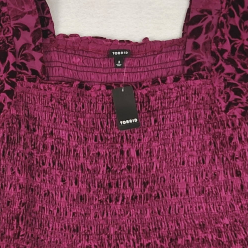 NWT Torrid Velvet Smocked Blouson Sleeve Crop Top Size 3X - Picture 6 of 10